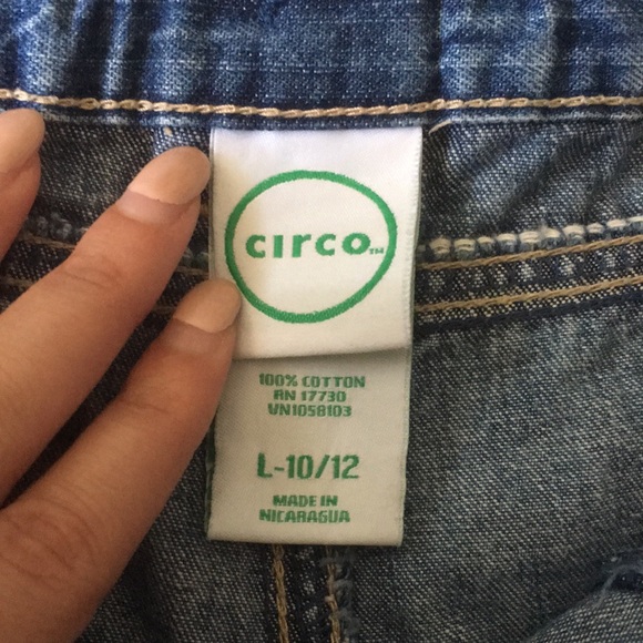 Circo Size L Girls Blue Denim Shorts Multiple Pockets Adjustable Waistband - Picture 6 of 9